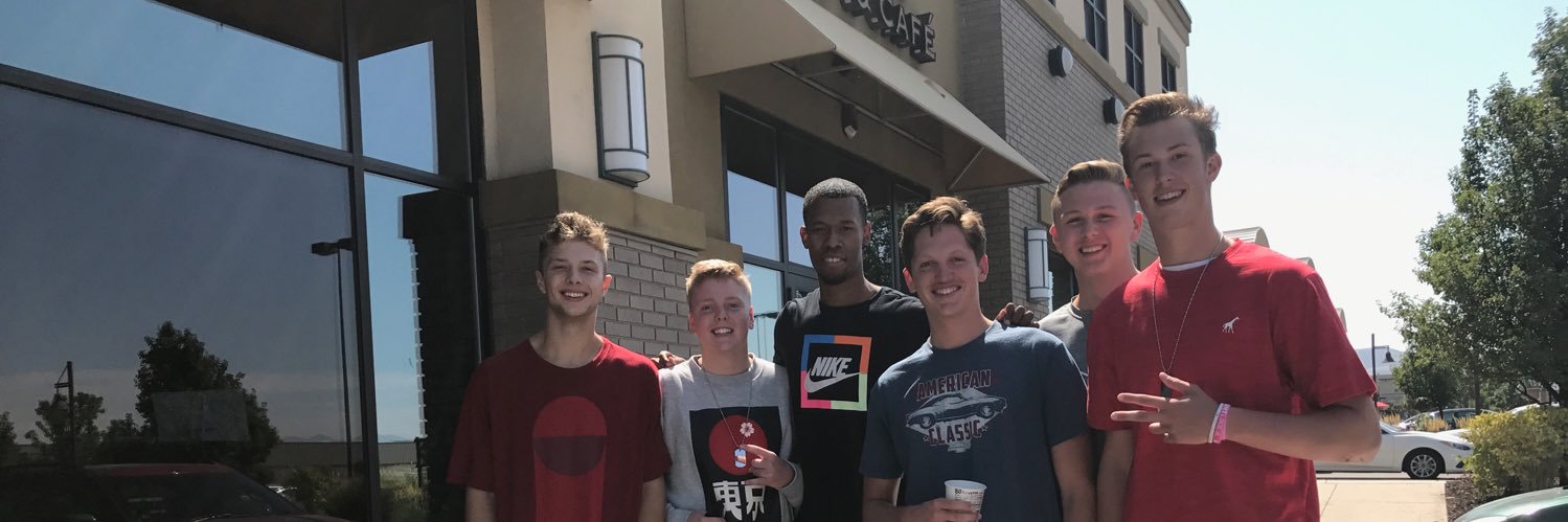 kchow_10's profile banner image