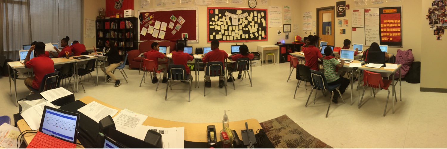 Toni Rose Deanon (they/them/siya) banner