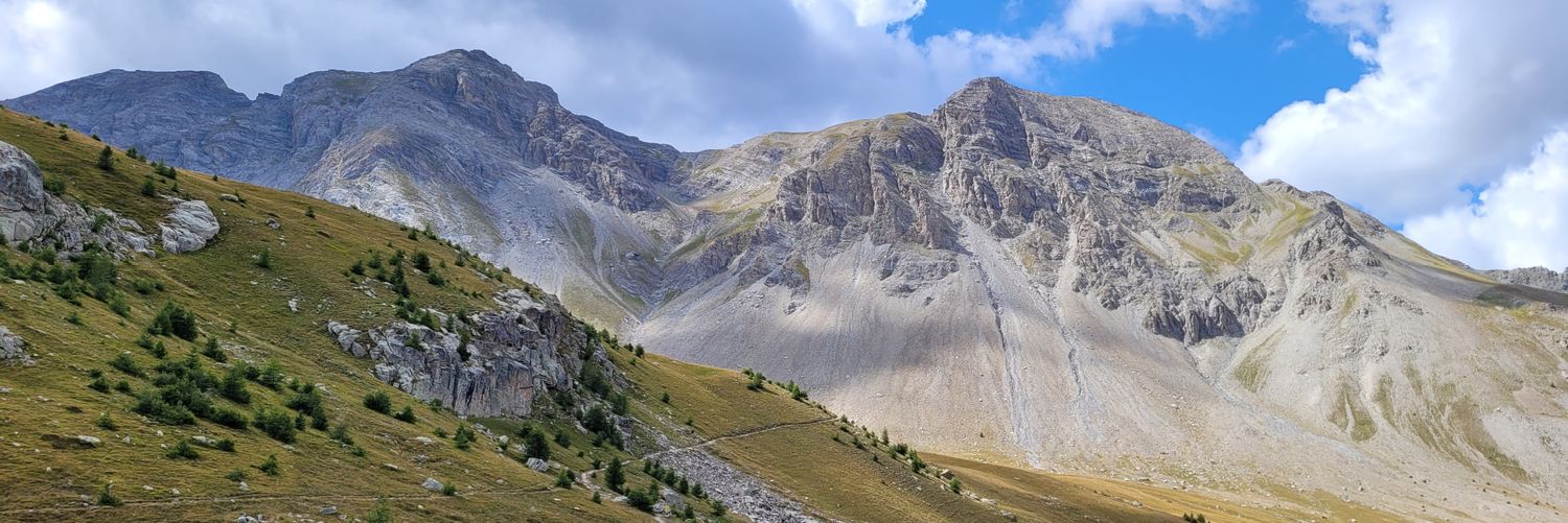 jegautron's profile banner image