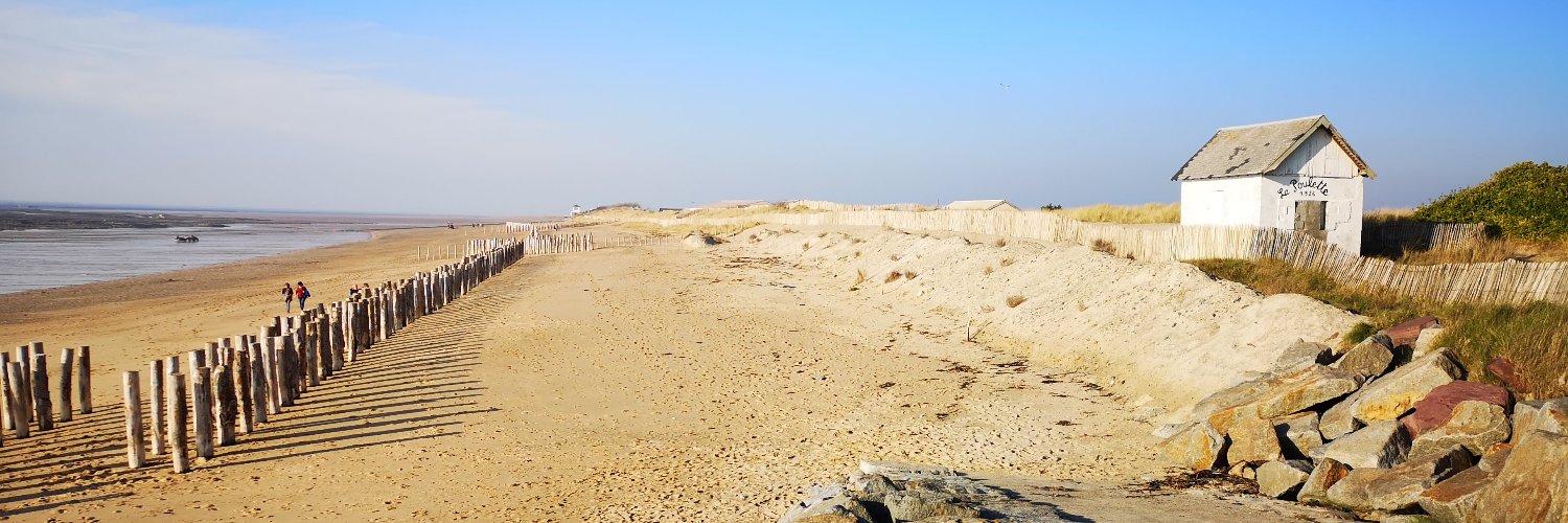sDanlos's profile banner image