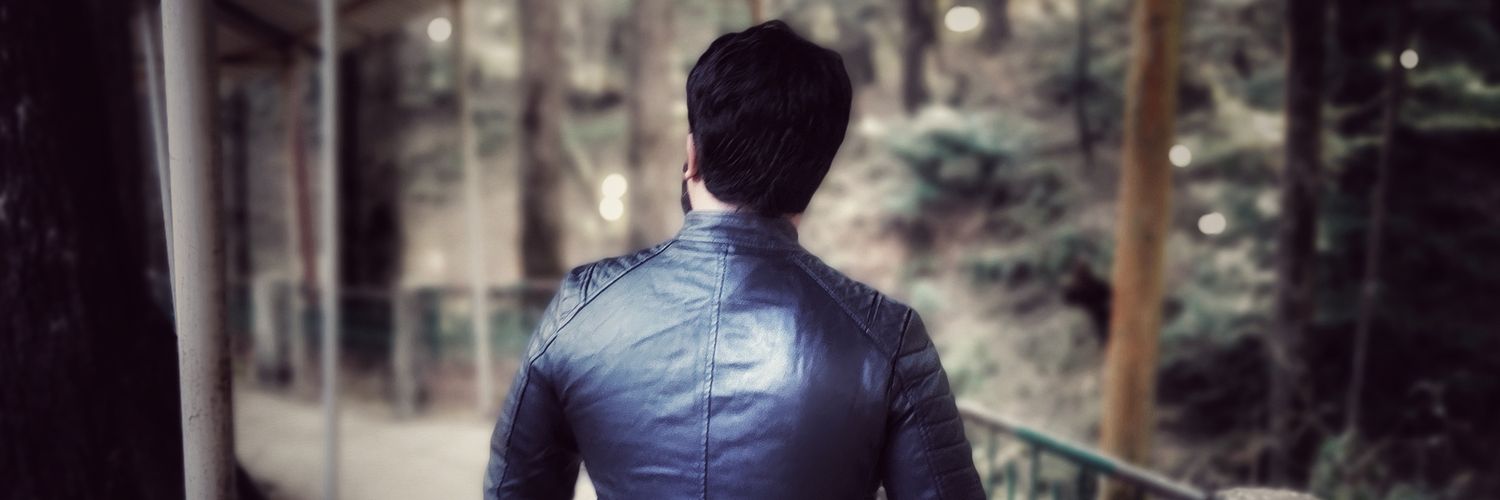 Manik Luthra banner