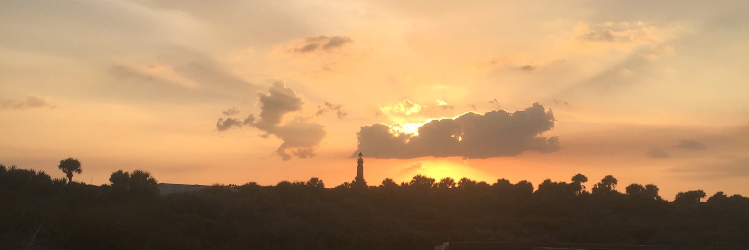laurenn_fl's profile banner image