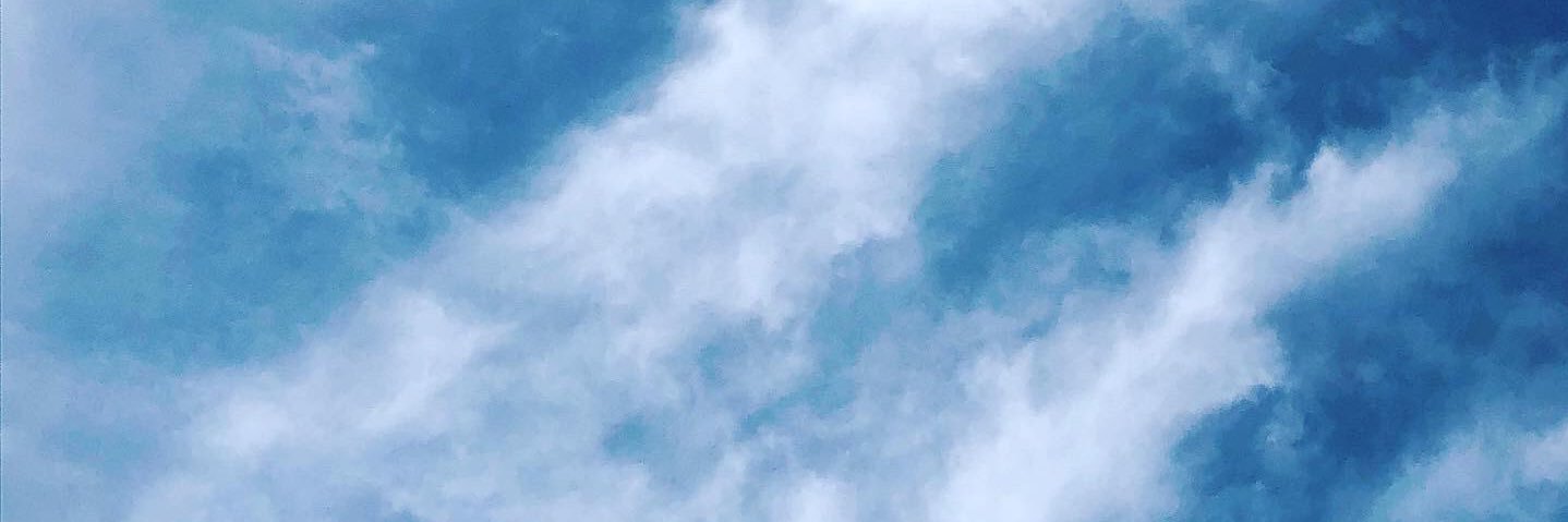 mxrieu's profile banner image