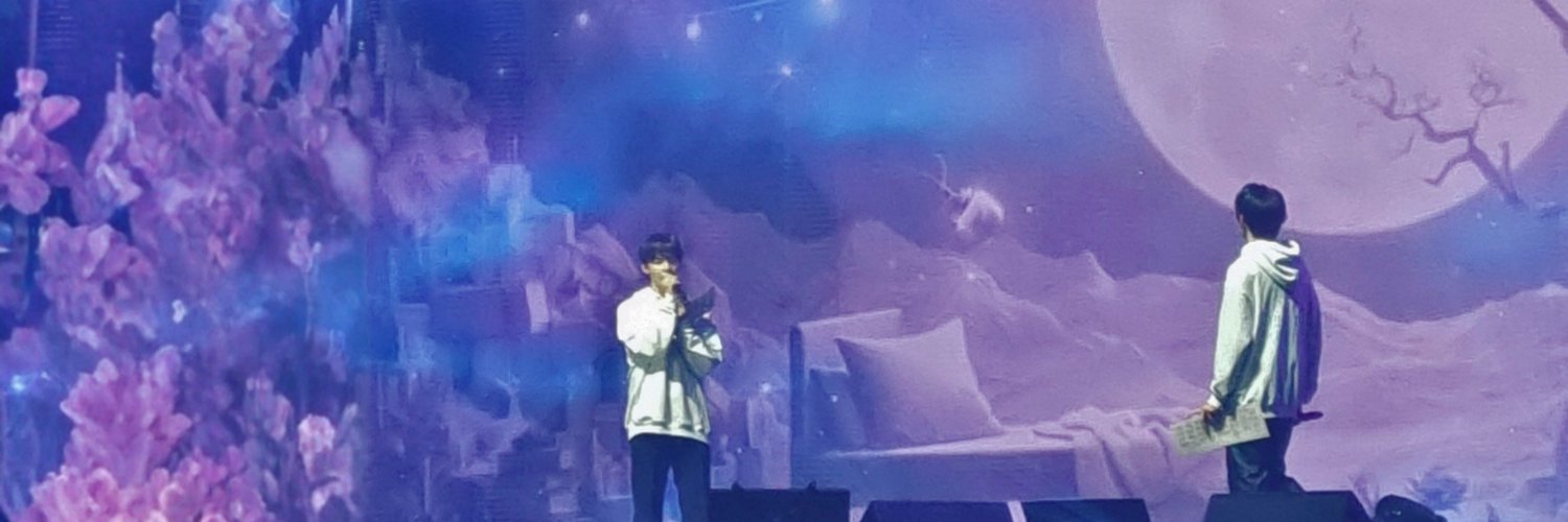 kis🌸 banner