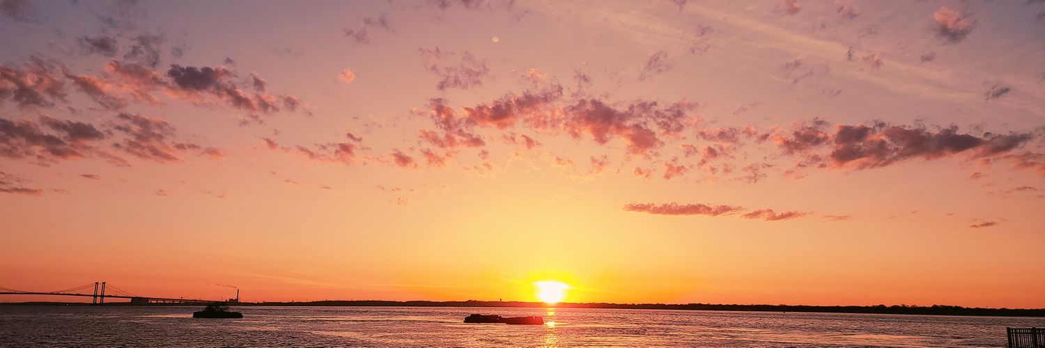 WorldWideBecka's profile banner image