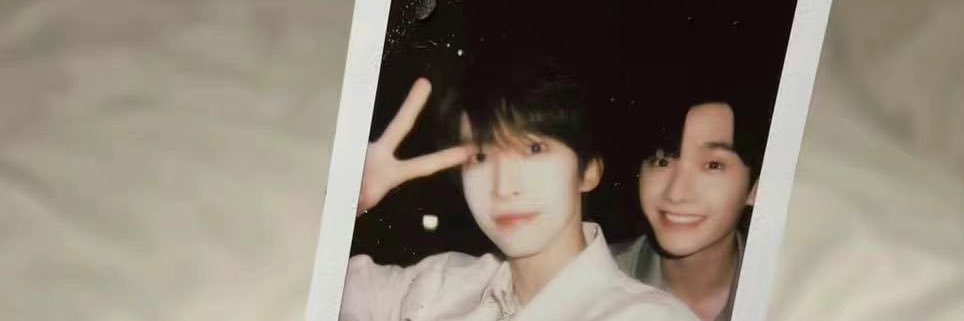 mama8_'s profile banner image