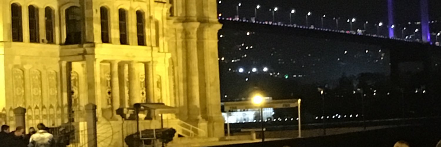 avismail30's profile banner image