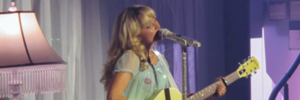 coconilaa Profile Banner