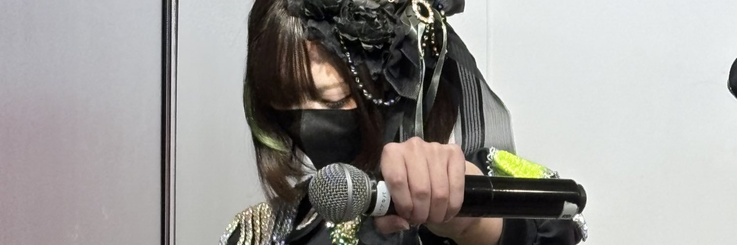 凸ッティー（トツティー） 🐐⚡️🍭🤍⛓️🐻‍❄️🪃🐇🍑 banner
