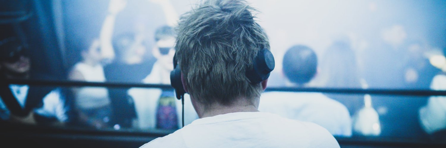 timomaaslive's profile banner image