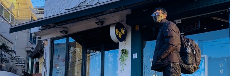 adkrnw's profile banner image