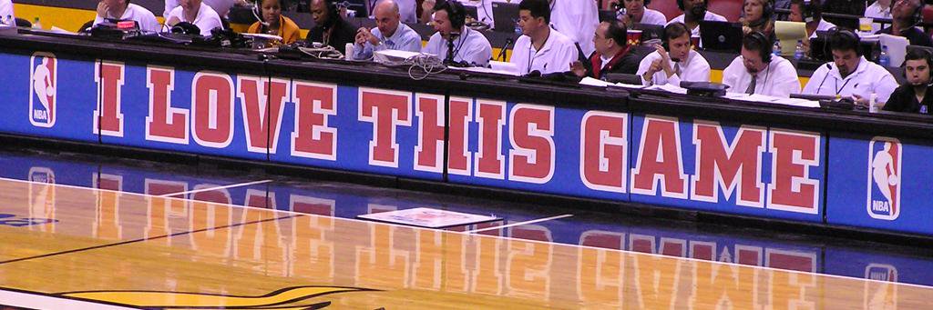 Víctor Iglesias banner