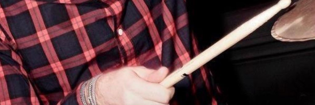_alexcerv's profile banner image