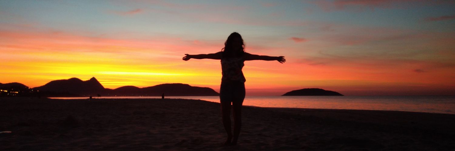 suzyfernandes's profile banner image