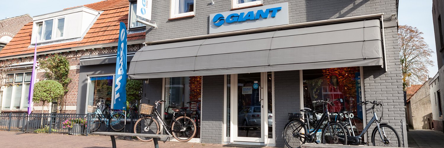 GiantStoreBergh's profile banner image
