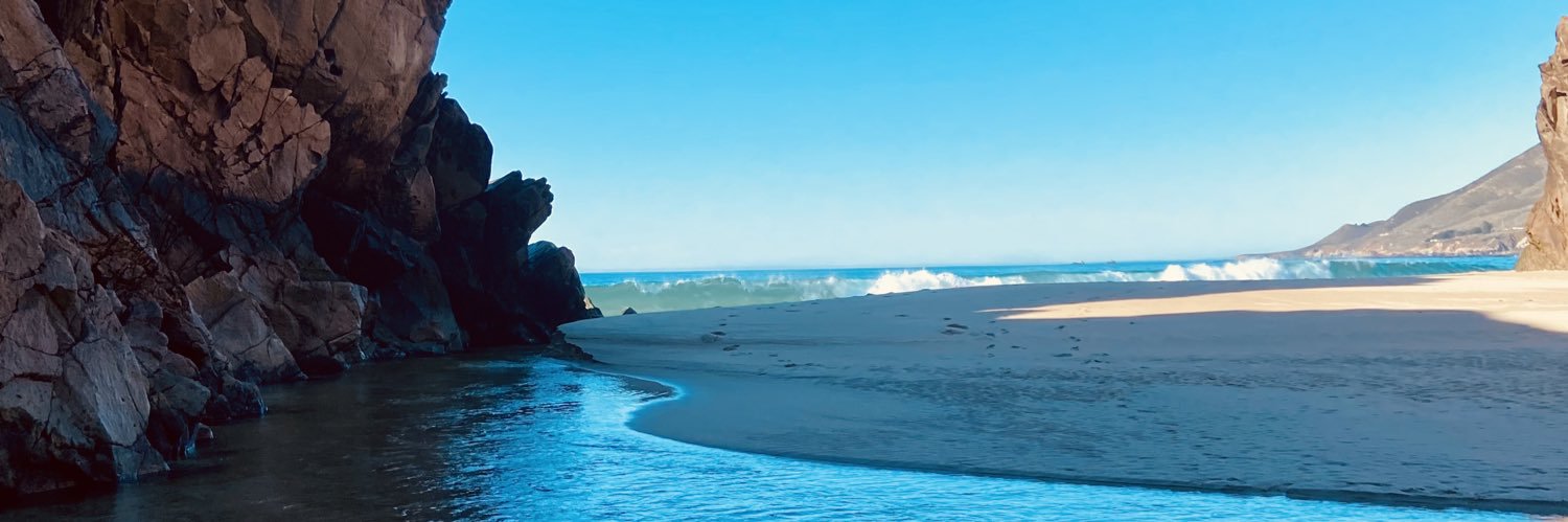 hecMvite's profile banner image