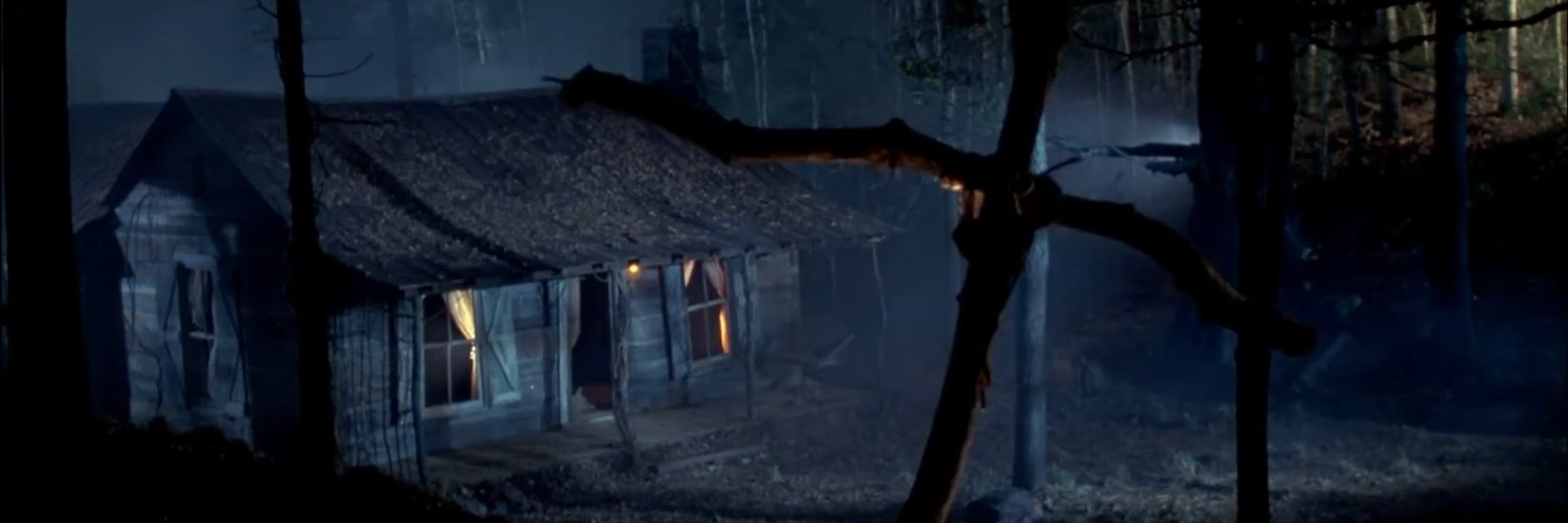 Hauntiiing's profile banner image