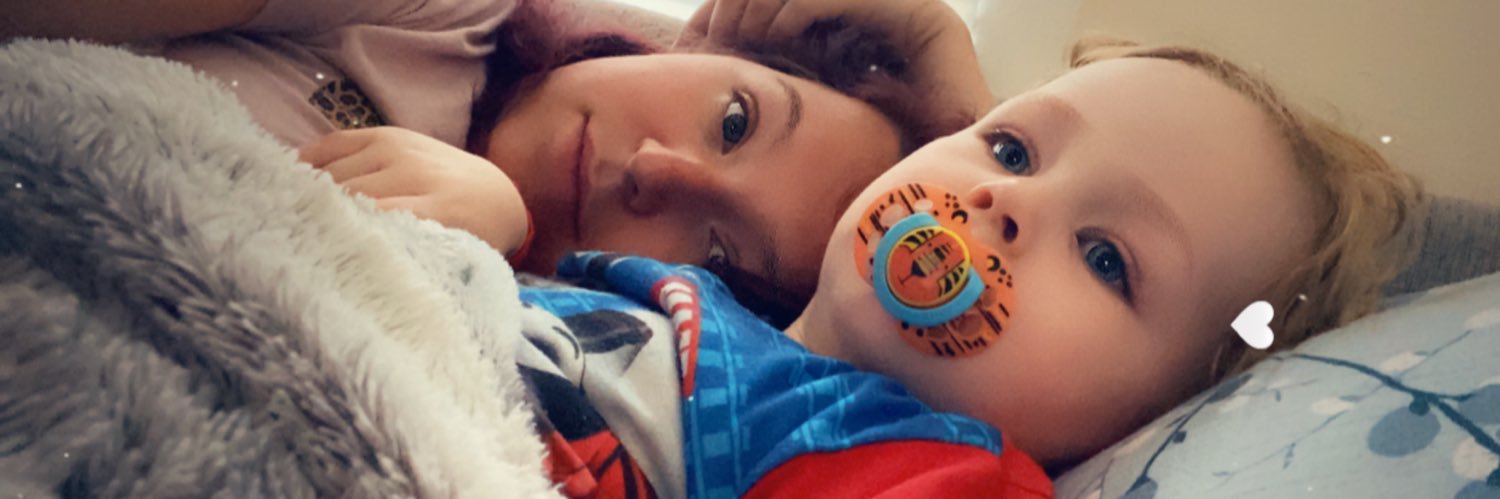 aleeeisha's profile banner image