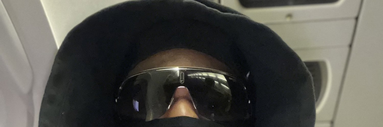 Mike🖤 banner