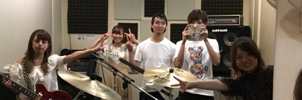 kkmoko2020's profile banner image