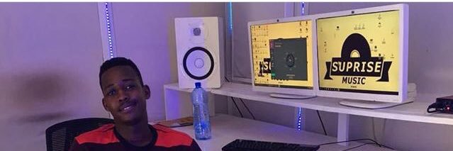 randuboy_'s profile banner image