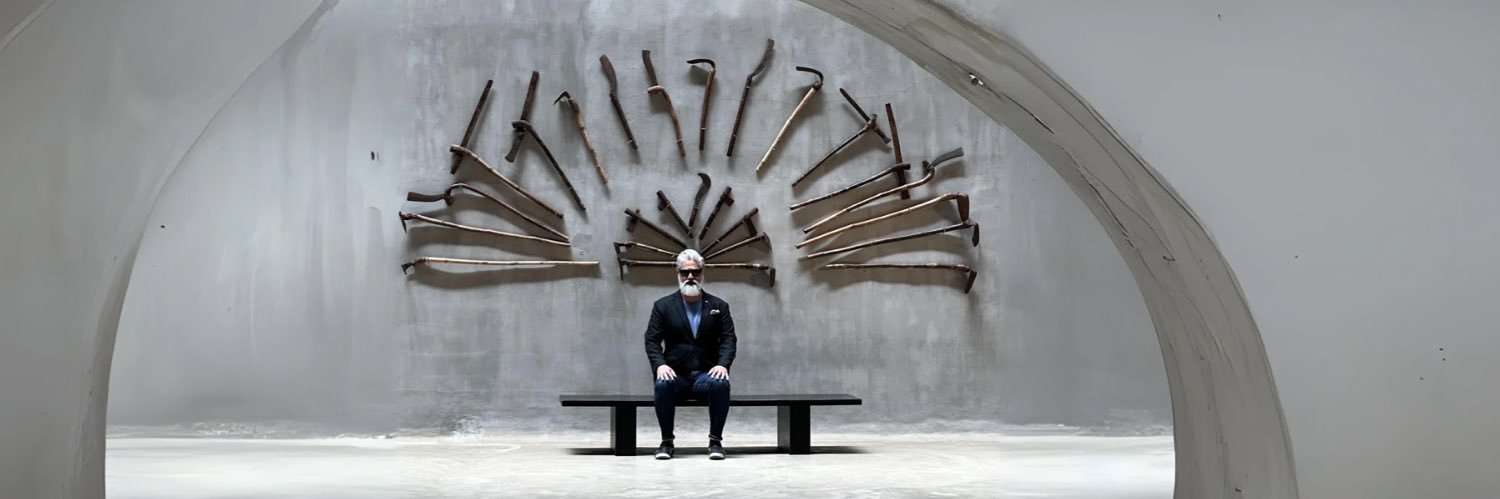 RayRayRay Tan banner