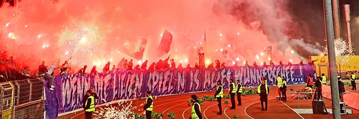 eyslw1898's profile banner image