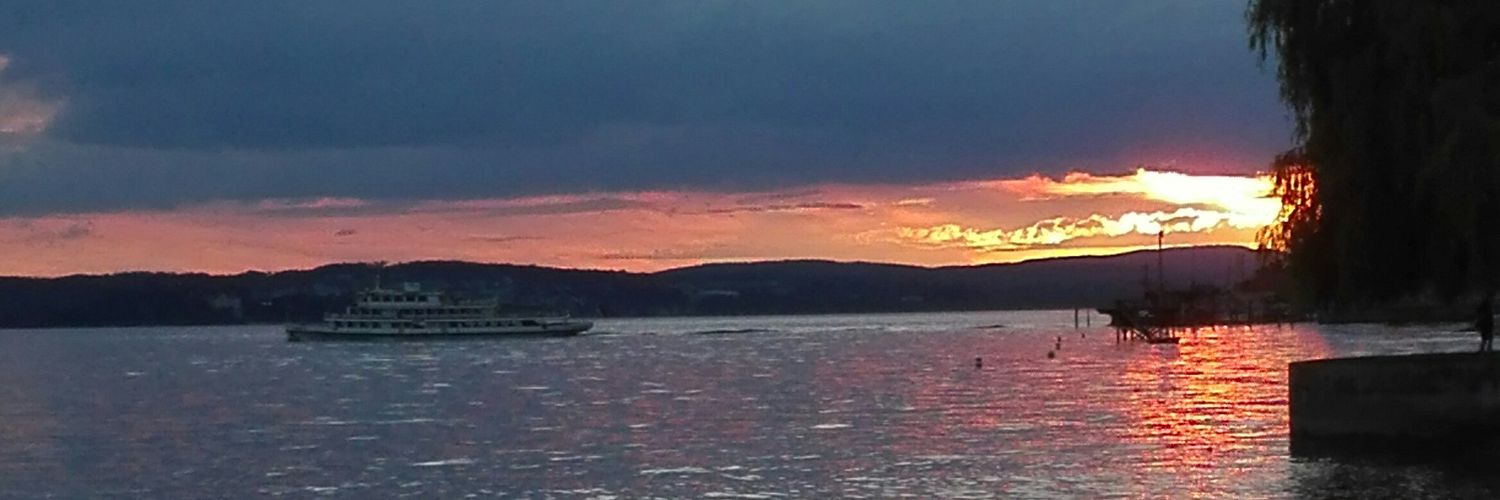 kichernett's profile banner image