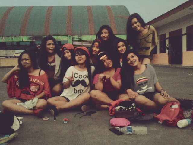 Options dancer banner