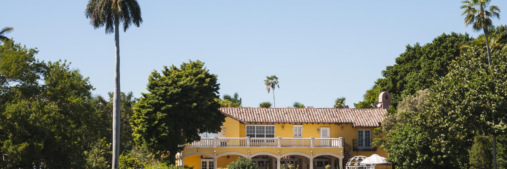 LisaZuckerRE's profile banner image