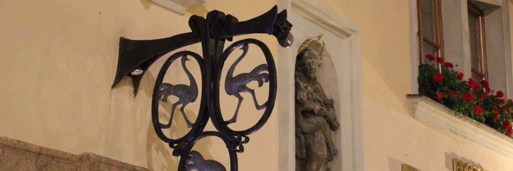 内田麻理香 banner