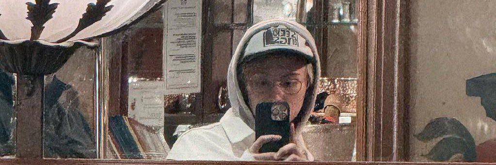 adeleea_'s profile banner image