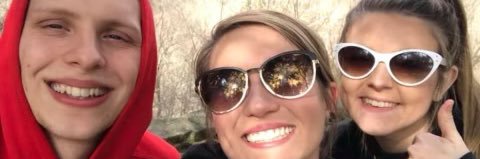 queen b🐝 banner