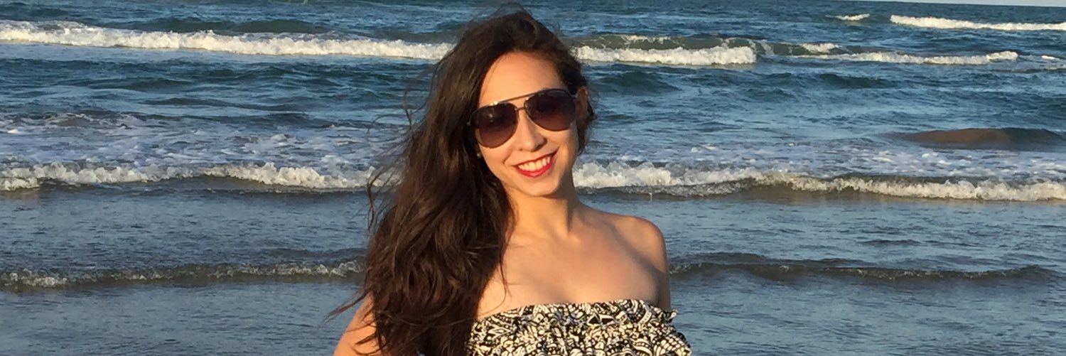 CaroSerna93's profile banner image