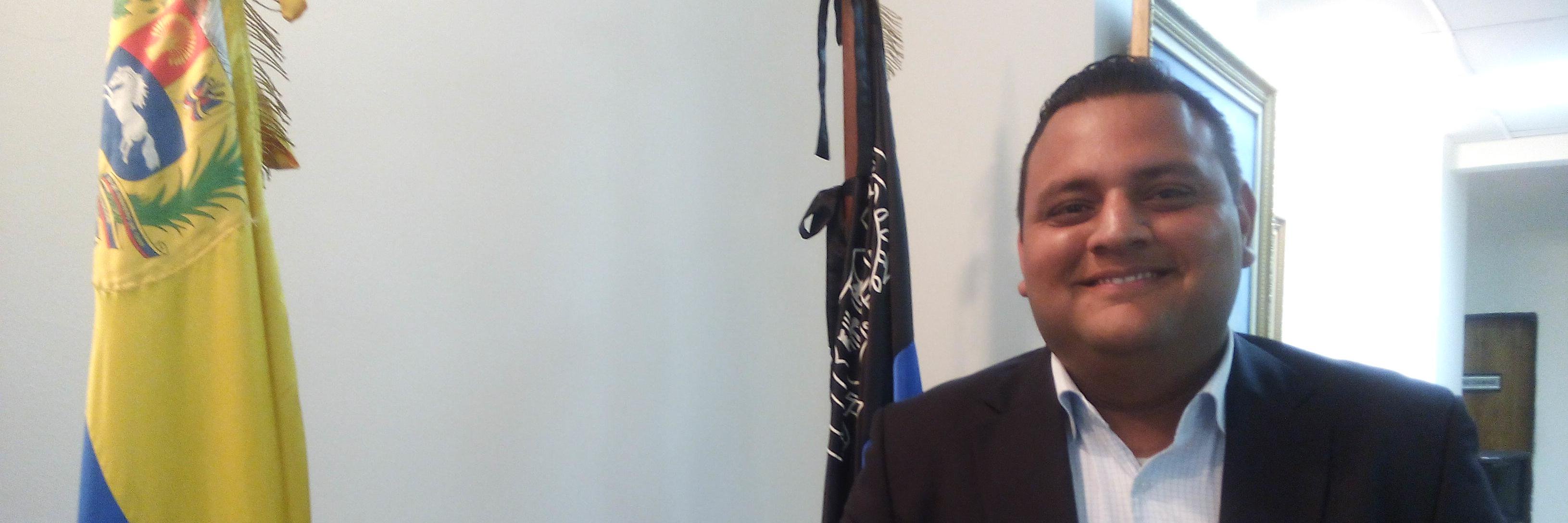 Carlosman Leal banner