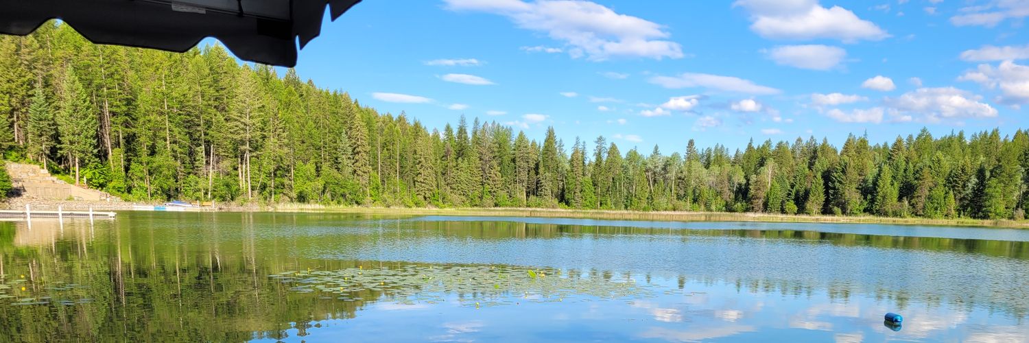 canuckmum's profile banner image