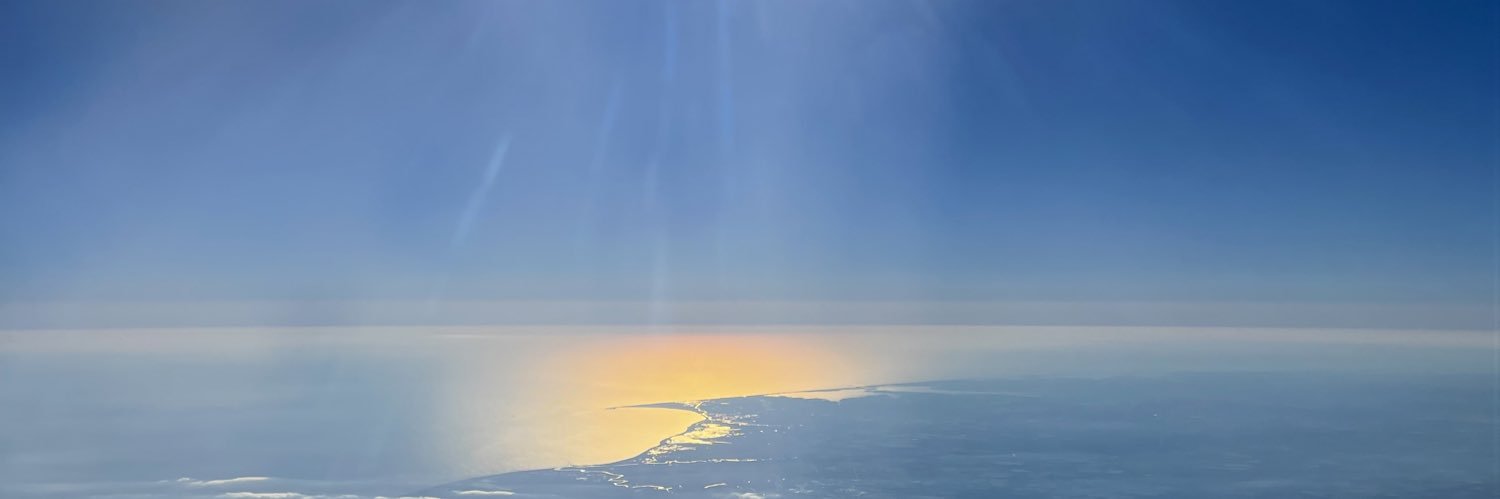 twoIadies's profile banner image