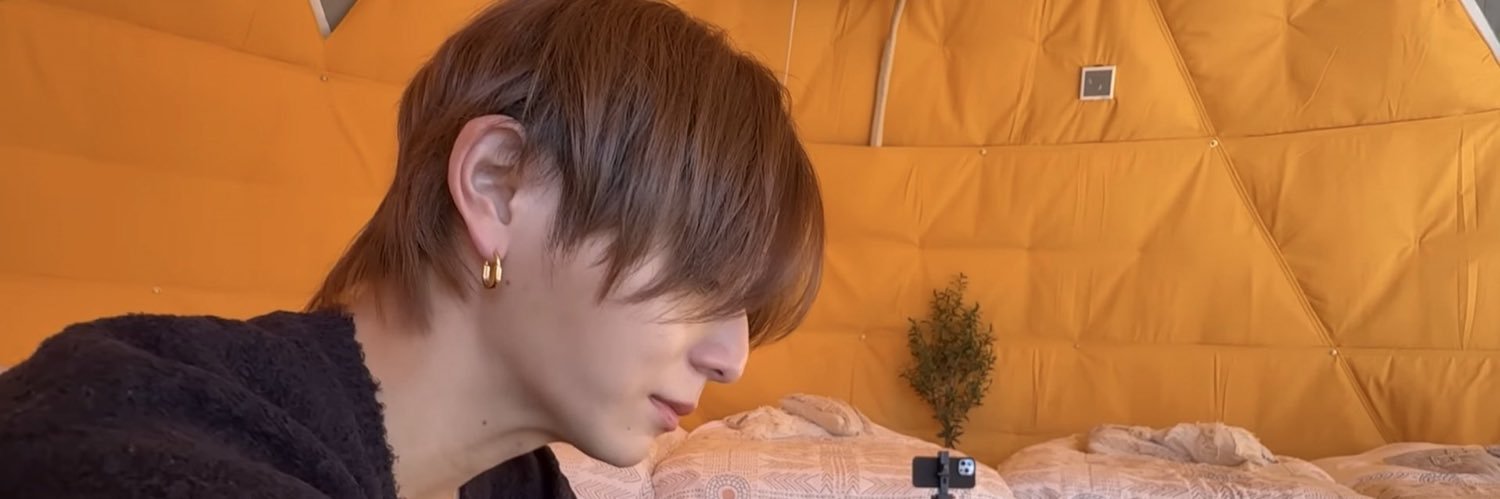 ym5tm's profile banner image