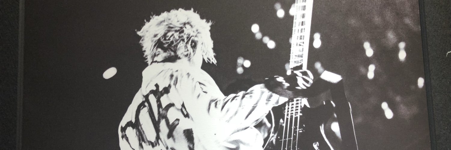 19980127aag's profile banner image
