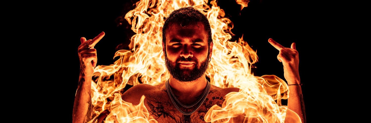 lendotudo's profile banner image