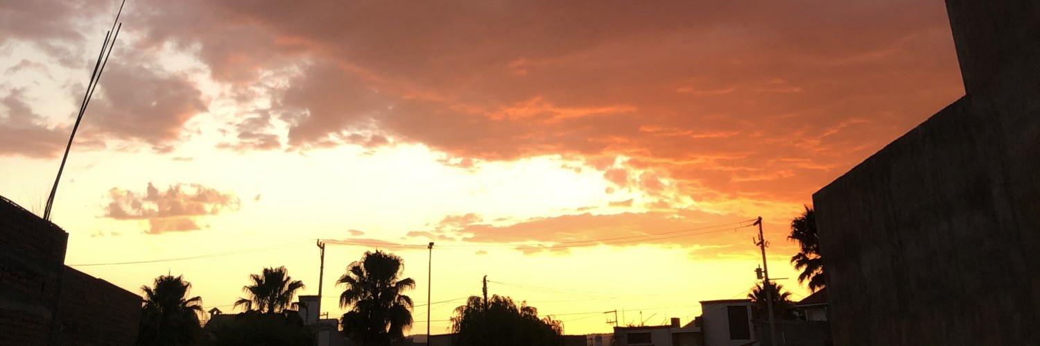 KarlaGhdz's profile banner image