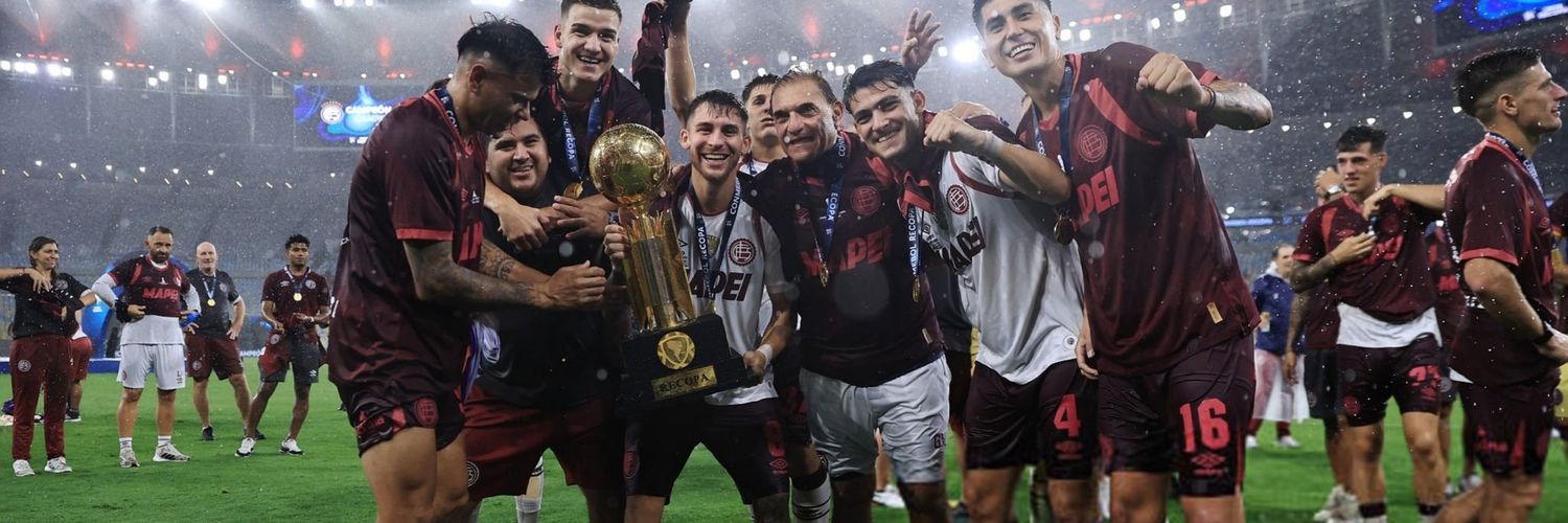 Uri🇱🇻 banner