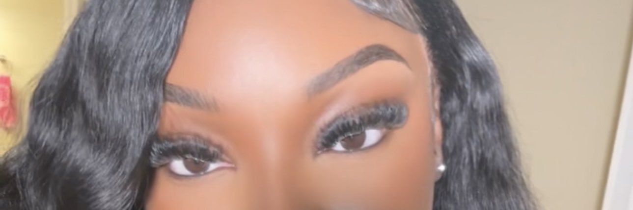 _Tissaa's profile banner image