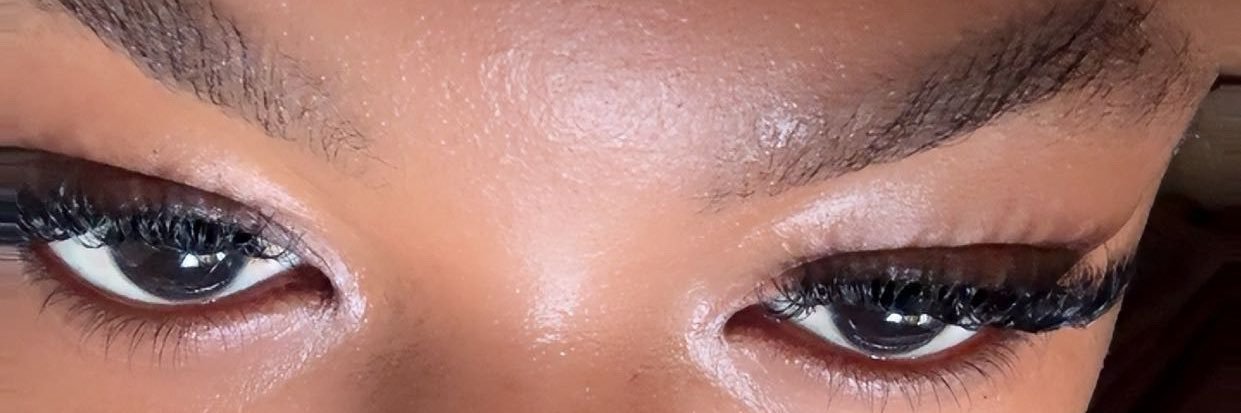 Mela 🖤 banner