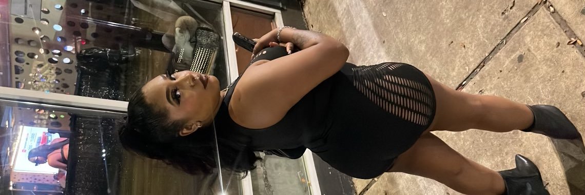jujusofinee's profile banner image