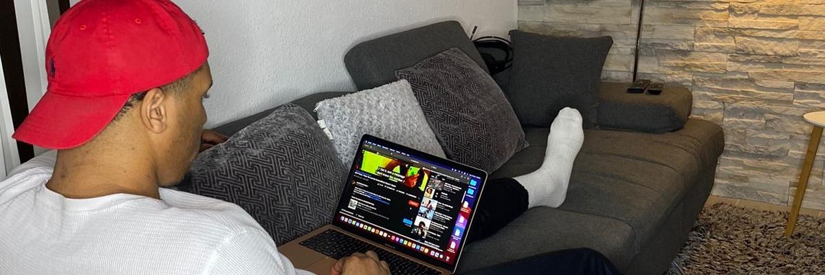 yeahyo972's profile banner image