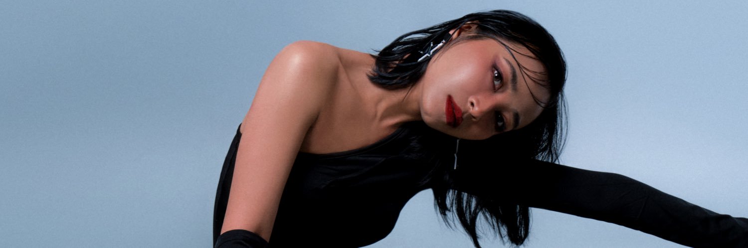 rinni_w's profile banner image
