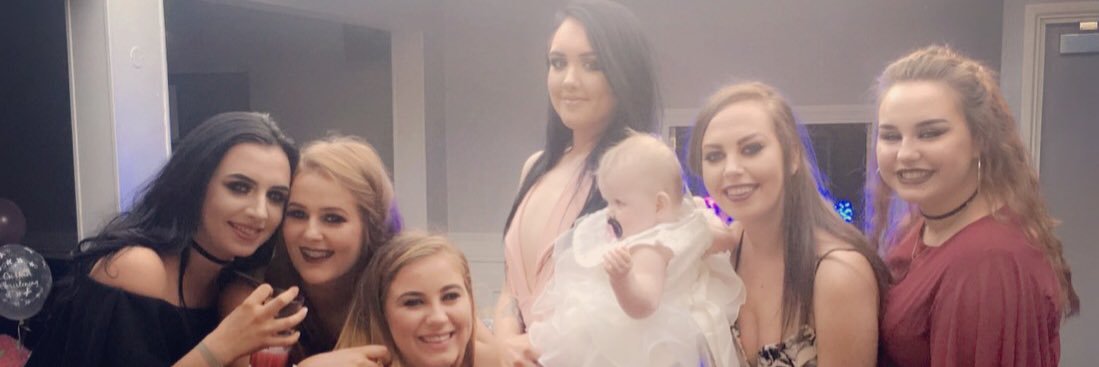 laraleighathomp's profile banner image