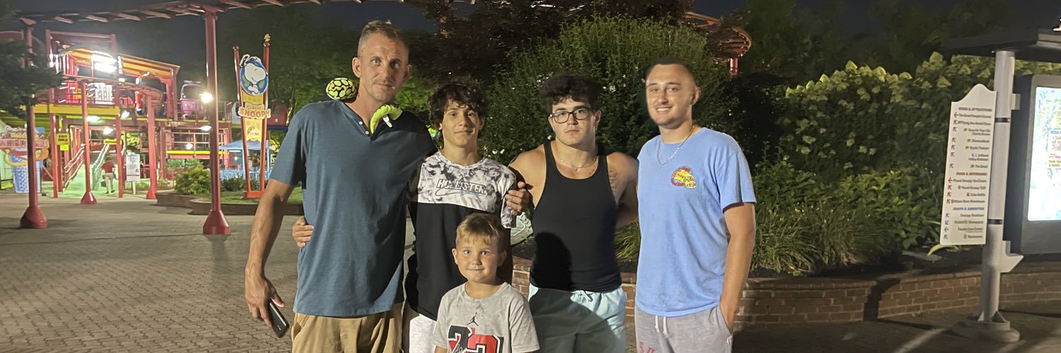 dylon_parman10's profile banner image