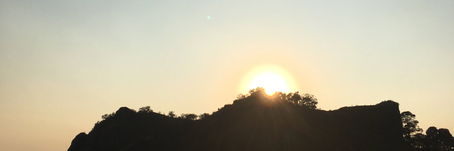 luis_mo219's profile banner image